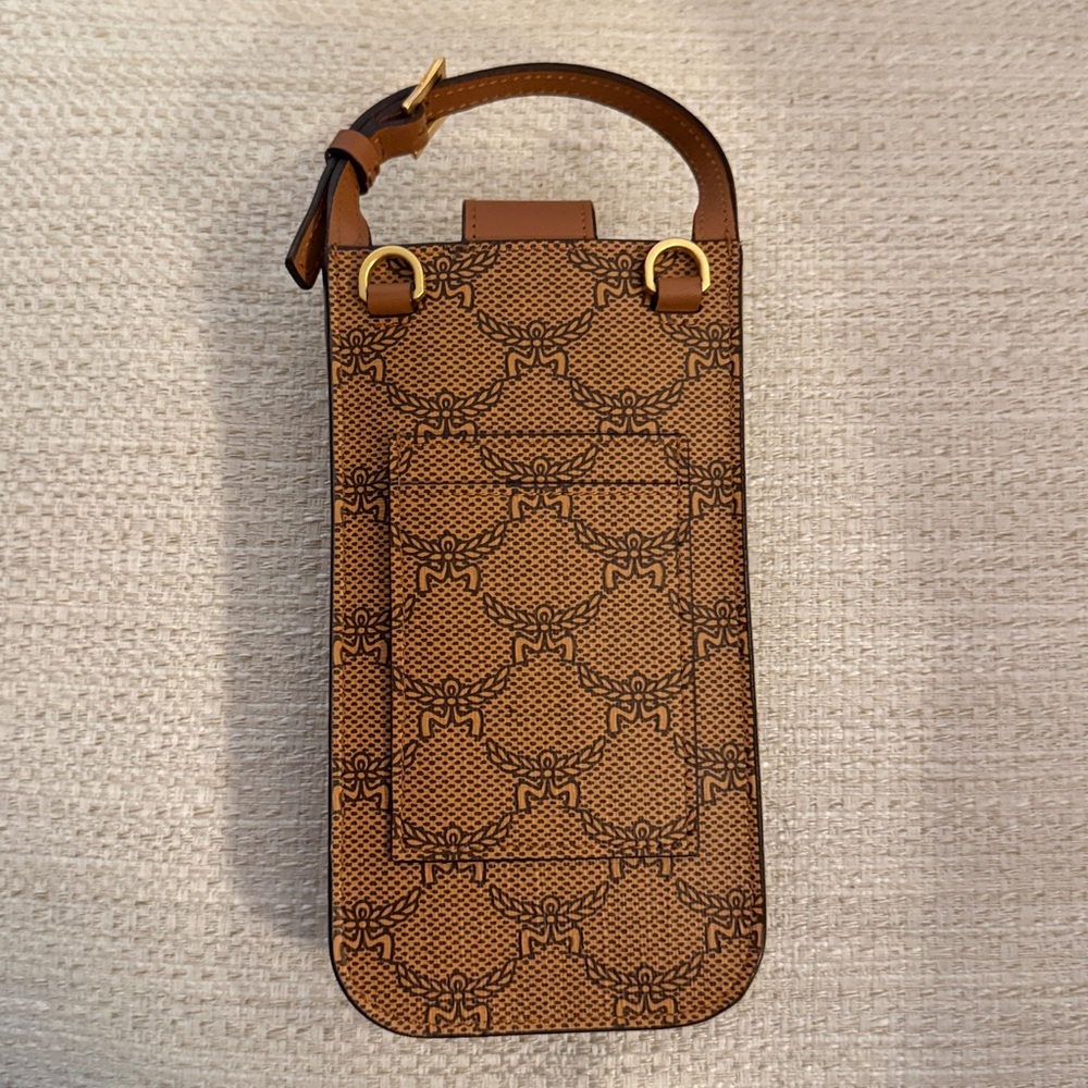 MCM Tan and Black Monogram Bag - Picture 2 of 10